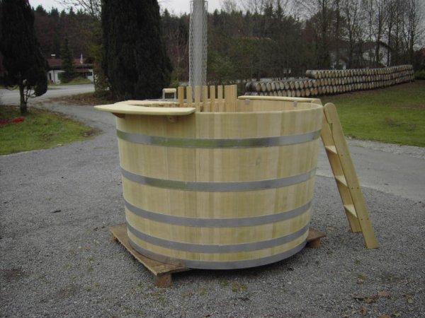 Holzwanne Holzbadewanne Badewanne aus Holz Bottich Zuber Wanne2 BWAib150_800.jpg